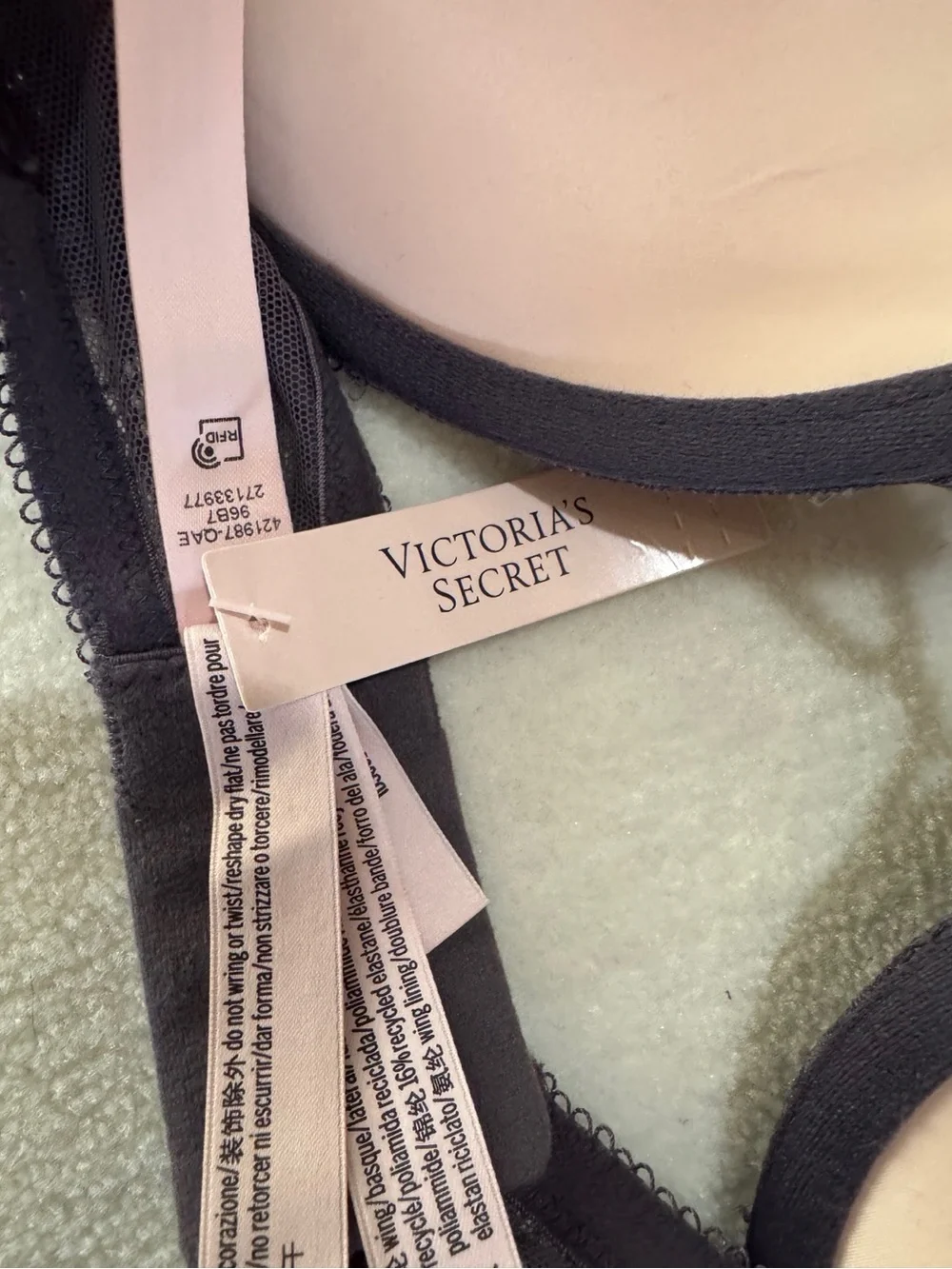Victoria’s Secret Lace Push Up Bra Dark Gray 34DD NWT Underwire Very Sexy